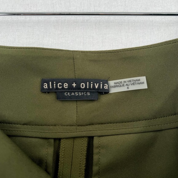 ALICE + OLIVIA Shorts Womens 6 Olive Green Cady High Waist Clean Short NWT - Picture 5 of 16